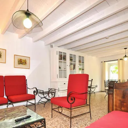 Authentique Piscine Holiday home